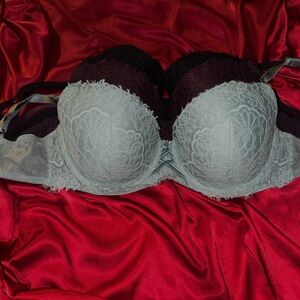 3 Victoria’s Secret Bras Lace 34 DD